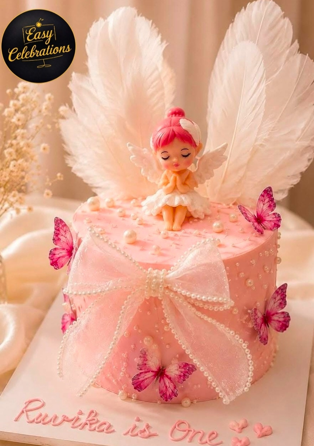 A dreamy cloud white cake crown
