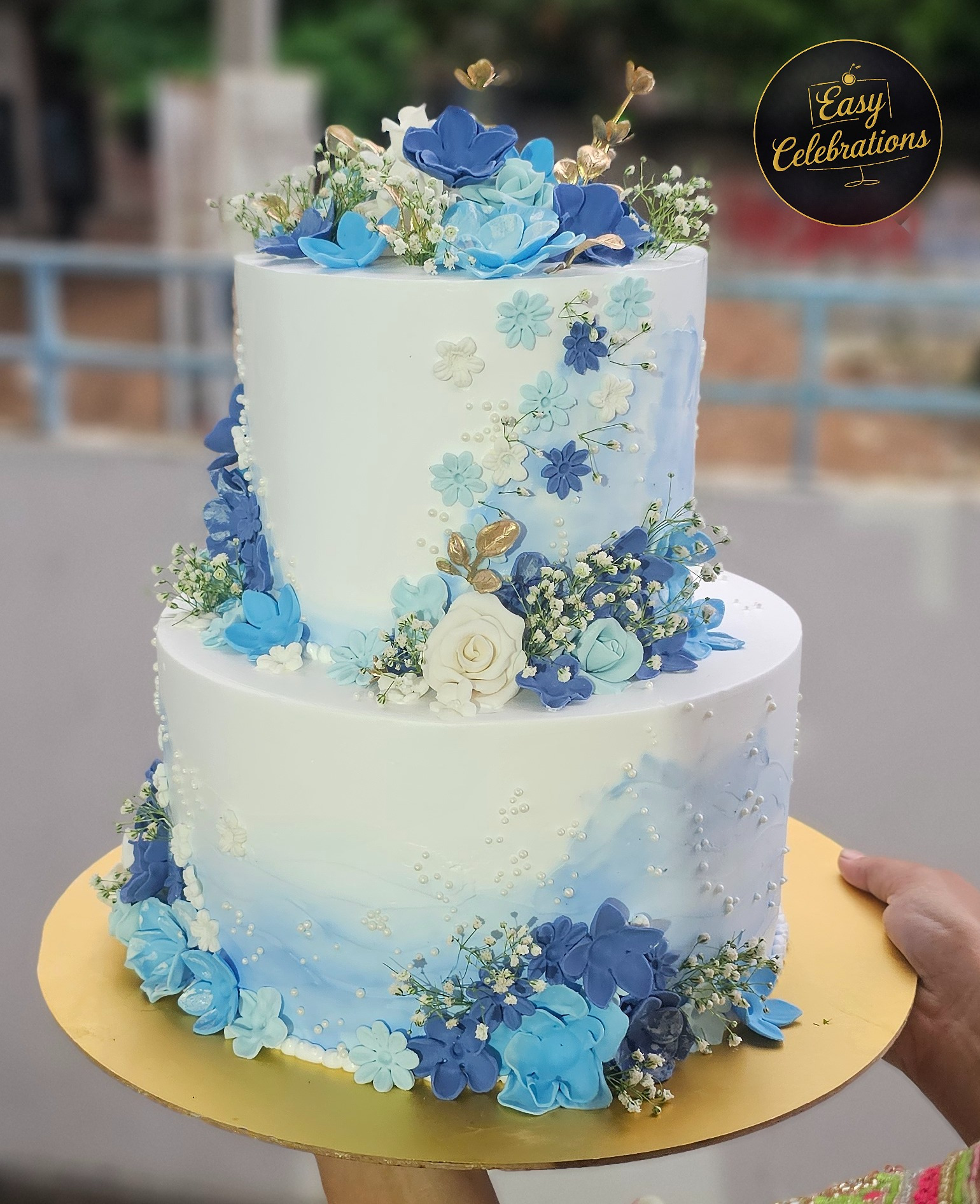 Blue & White Floral Dream Cake