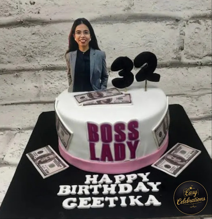 Boss Lady Money-Themed Cake